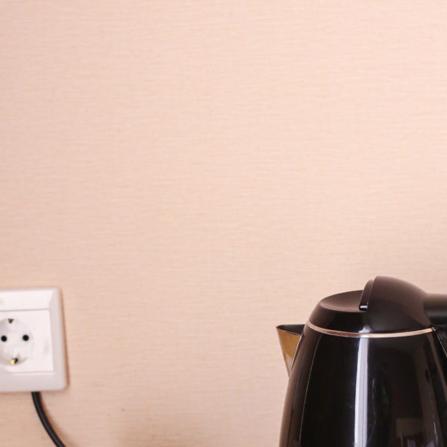 Maybe Never Use the Tea Kettle In Your Hotel Room