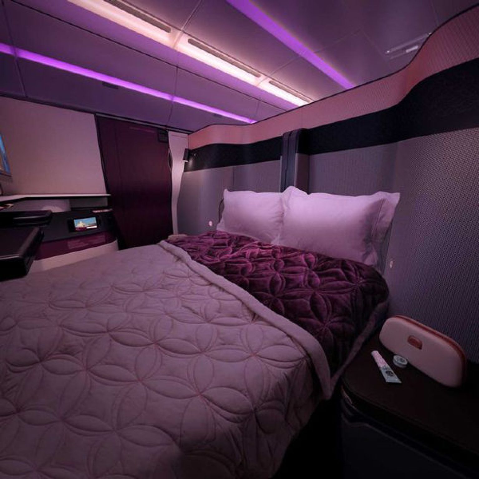 Qatar Airways QSuites Double Beds Are Here (On Certain Routes) Qatar Airways QSuites Double Beds Are Here (On Certain Routes)