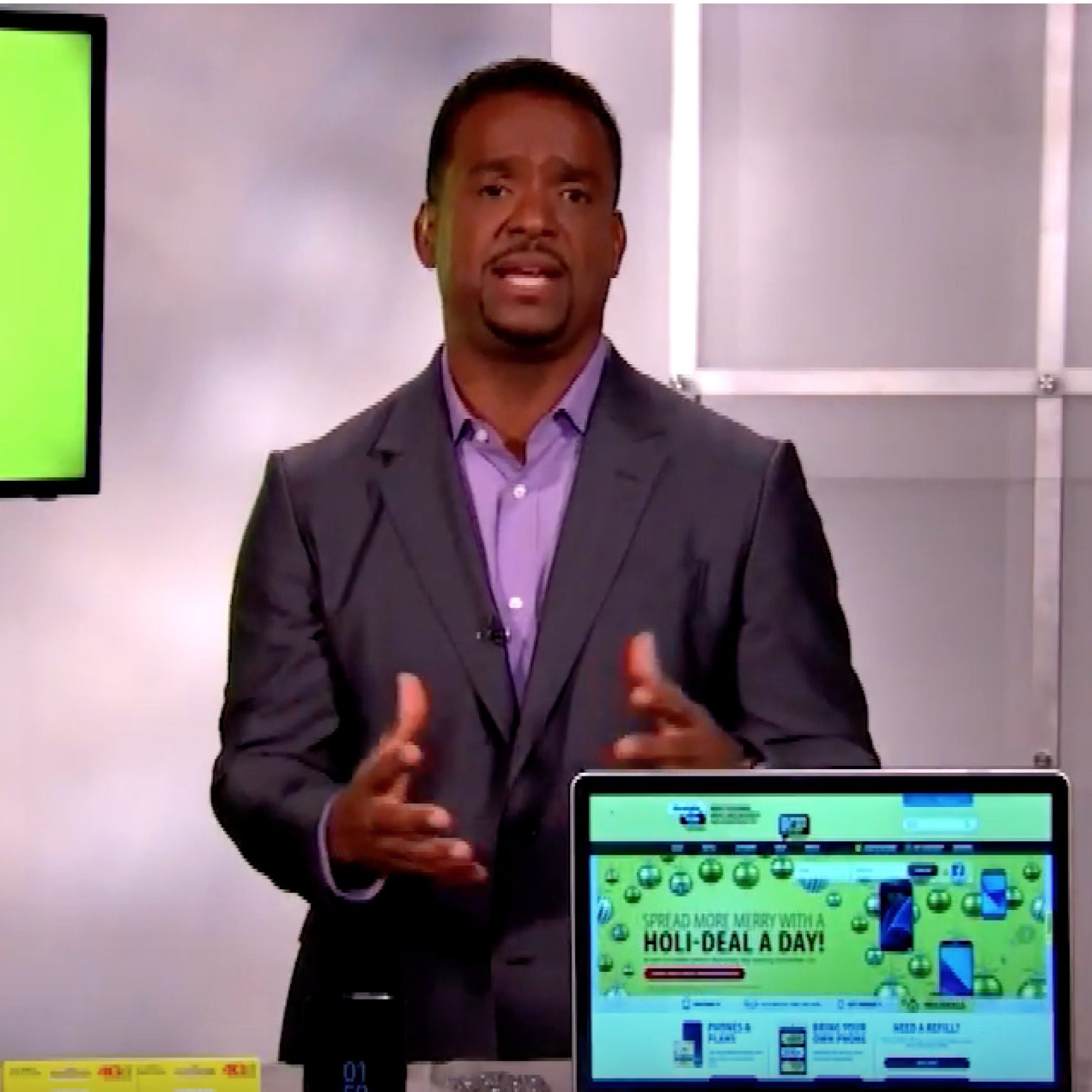 Alfonso Ribeiro and Straight Talk Wireless on Ultimate Unlimited