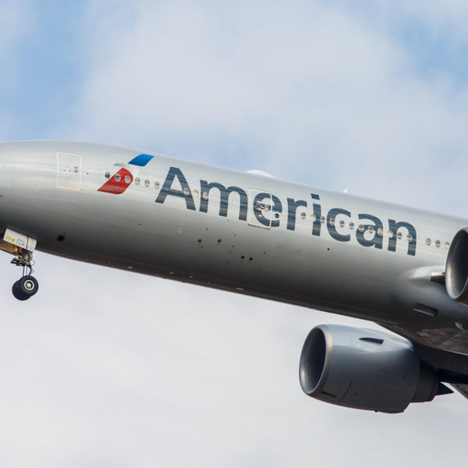 AA Reassures Passengers That It Has Enough Crew for Christmas