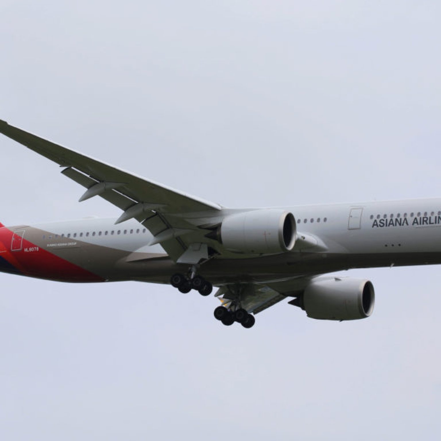 Flight Attendant Ordered to Pay Pax 0,000 for Ramen Noodle Burns Flight Attendant Ordered to Pay Pax 0,000 for Ramen Noodle Burns