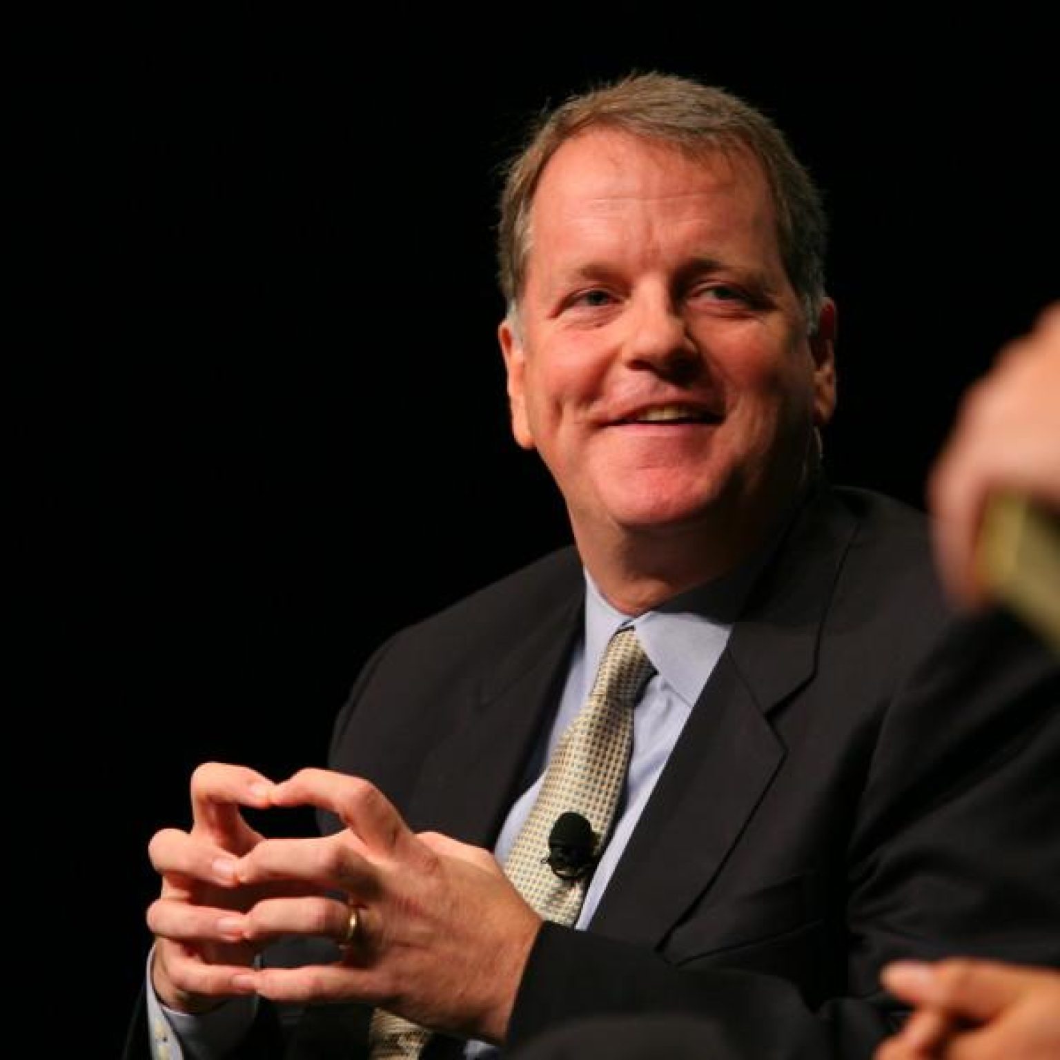 Report: AA CEO Doug Parker Has Already Taken Home More Than  Million in 2018