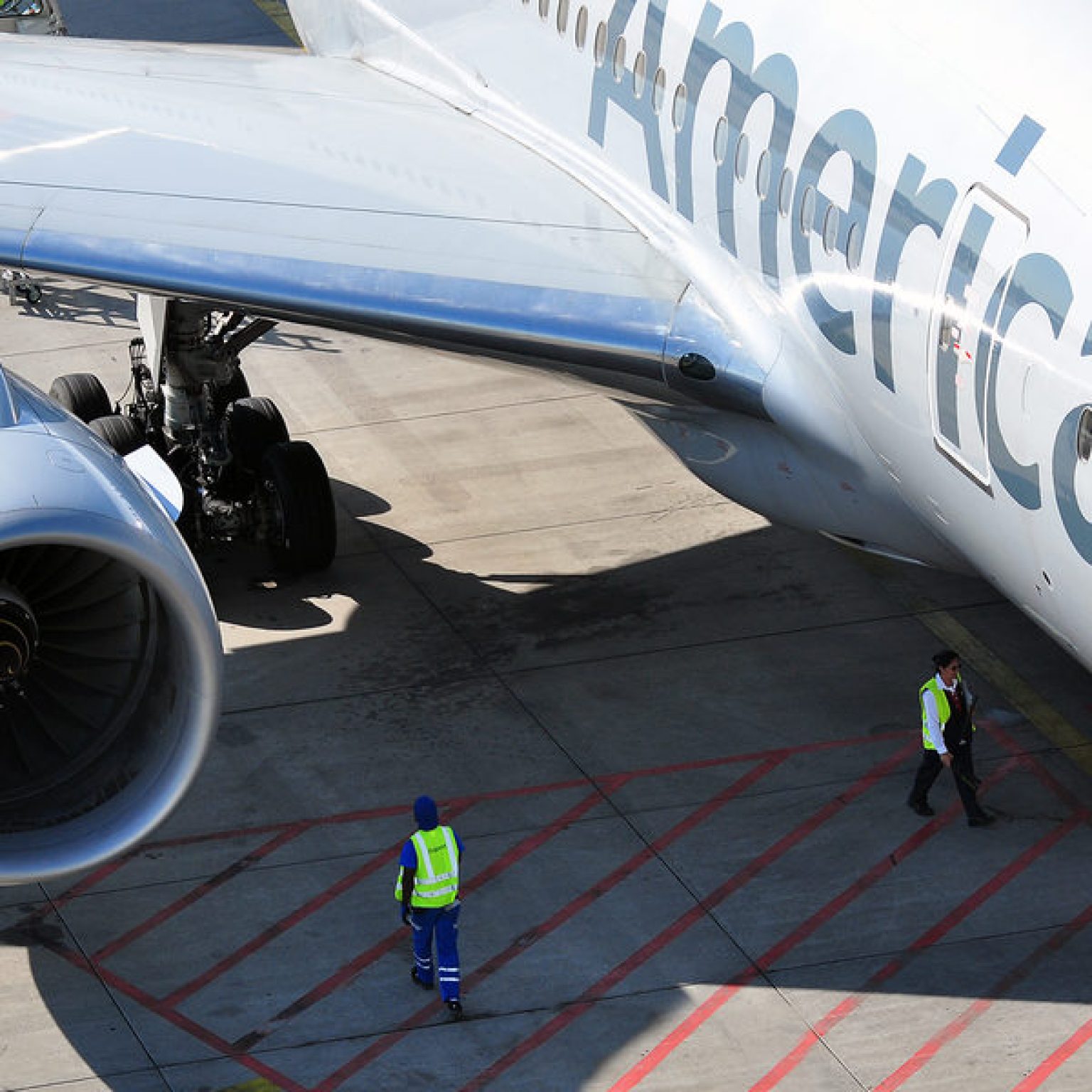 American Looks to Raise Airfare to Pay for Fuel and Staff