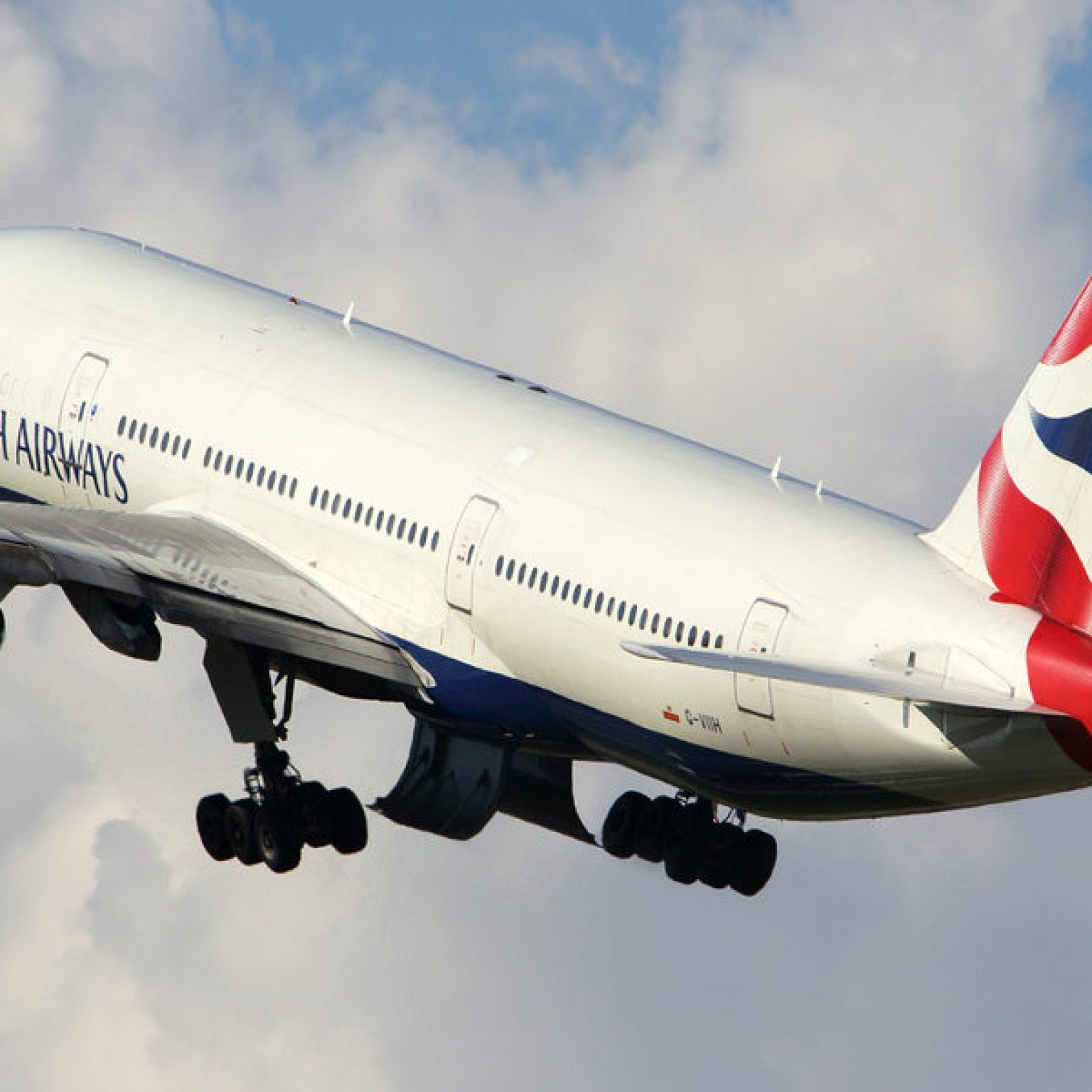 BA Flyers Left Without Toilets for Three Hours Mid-Flight