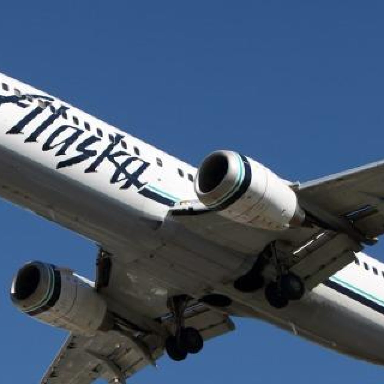 Former Alaska Pilot Pleads Guilty to Flying Drunk Several Times