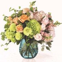 The-FTD-Irreplaceable-Luxury-Bouquet-1