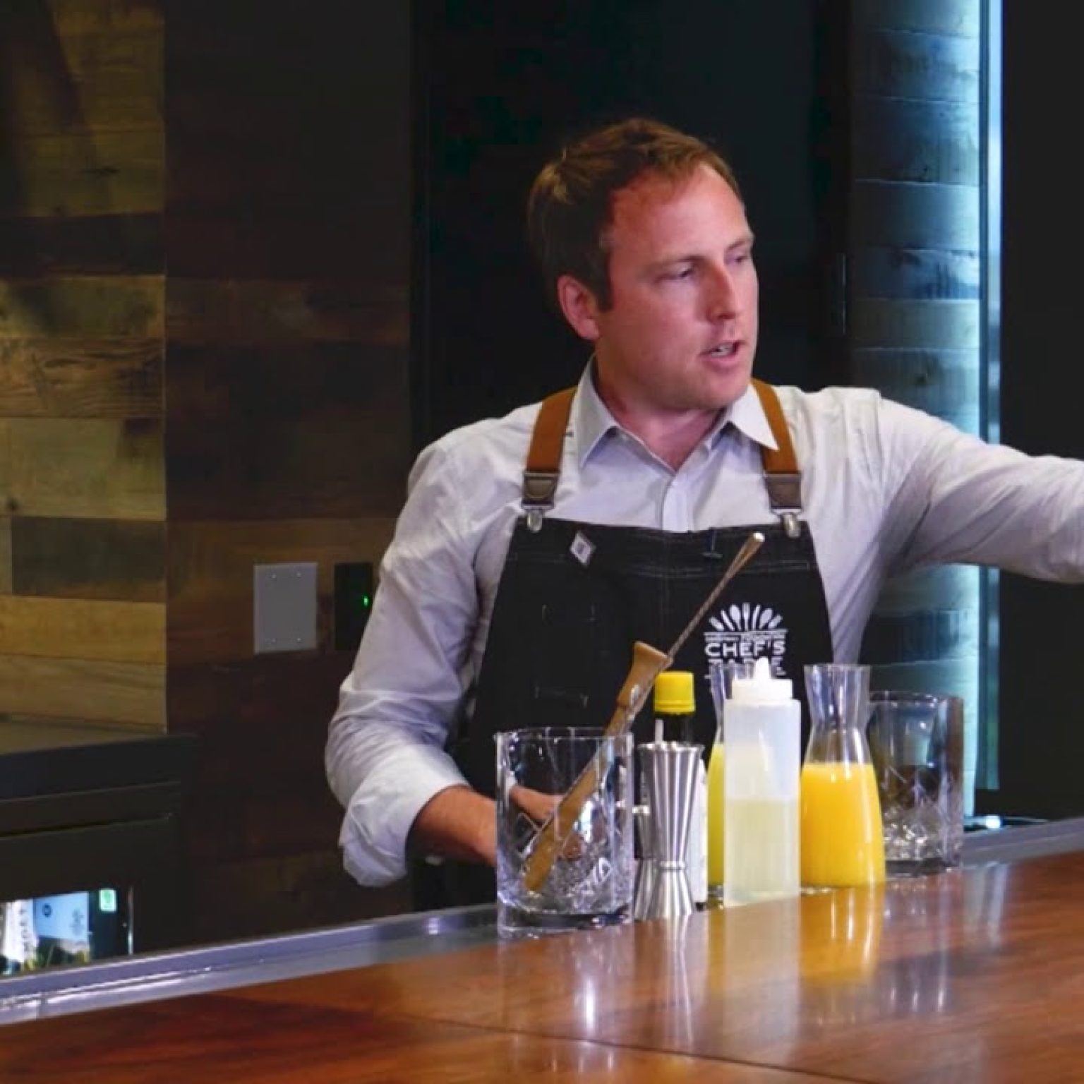 Popular Airport Cocktails with HMSHost Popular Airport Cocktails with HMSHost