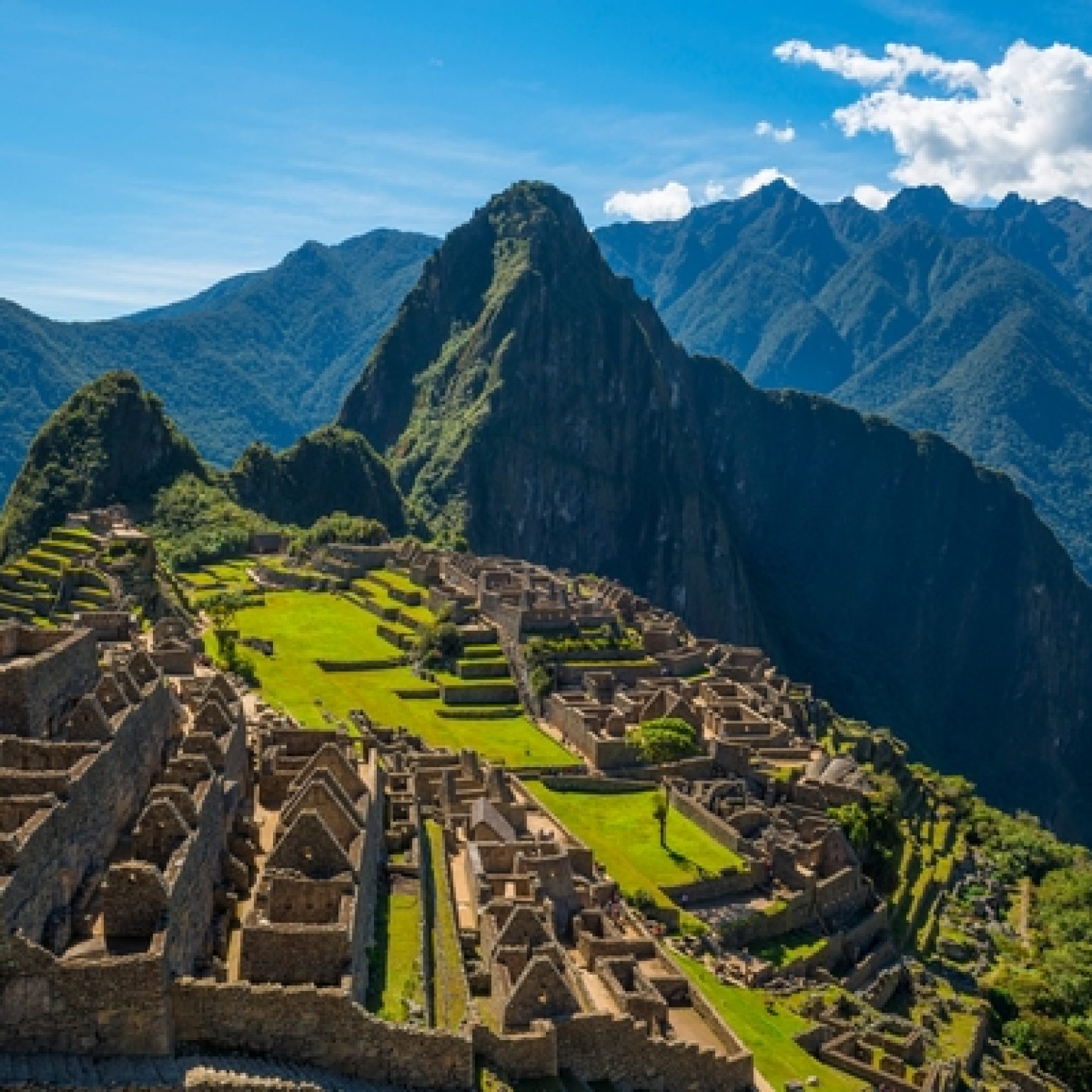 Train Crash Leaves Tourists Injured by Machu Picchu