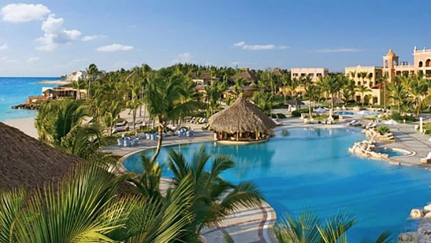 Save up to 40% + $250 in resort coupons