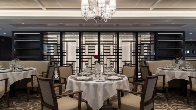 The Amphora restaurant on Star Breeze