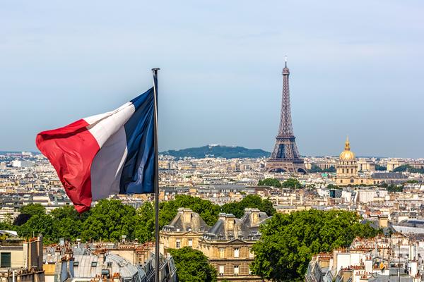 France Set To Start Lifting Restrictions for Vaccinated Foreign Travelers in May France Set To Start Lifting Restrictions for Vaccinated Foreign Travelers in May