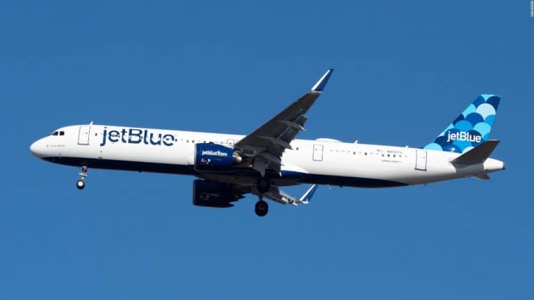 JetBlue New York-London flight