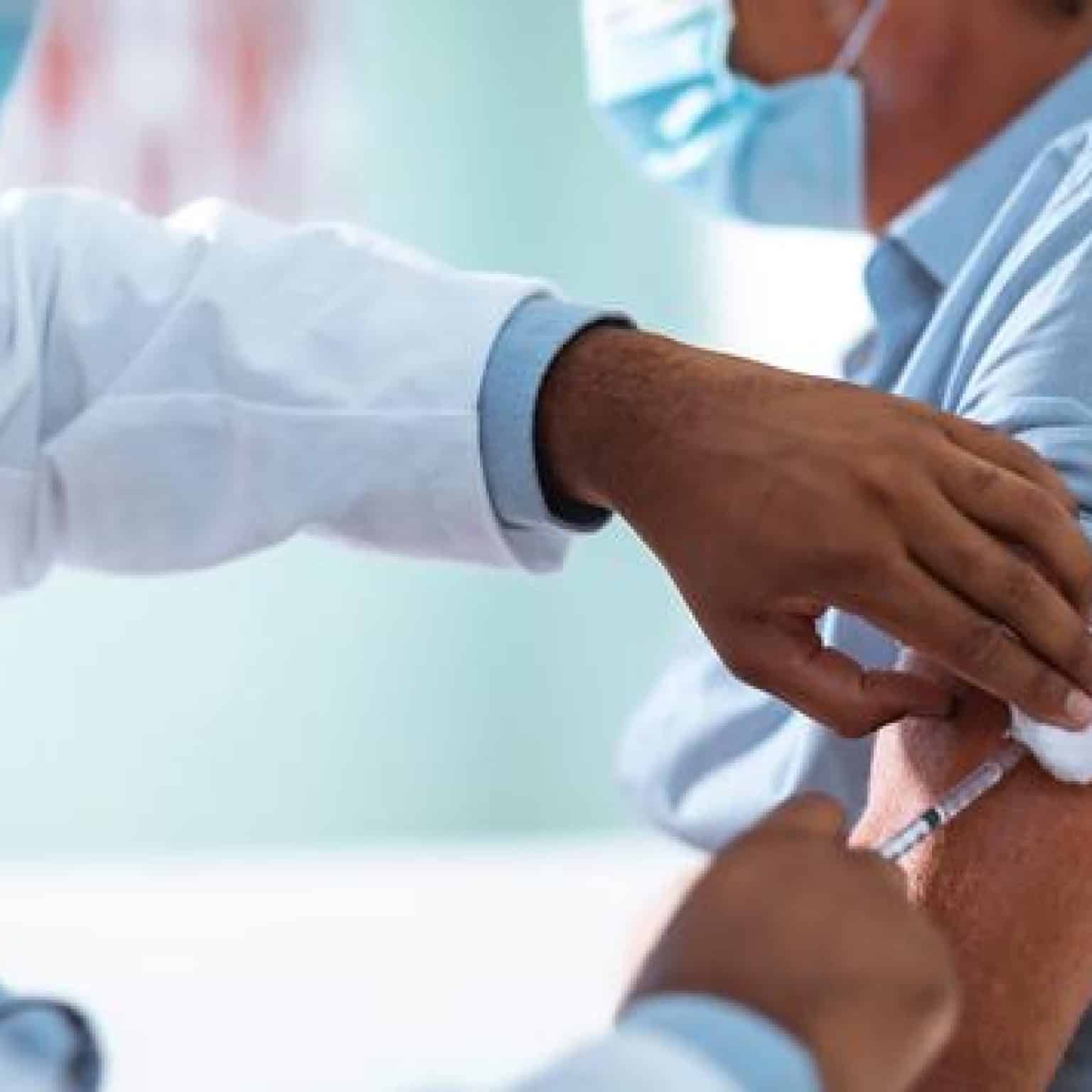 White House, Airlines Say Vaccine Mandate Won’t Impact Holiday Travel