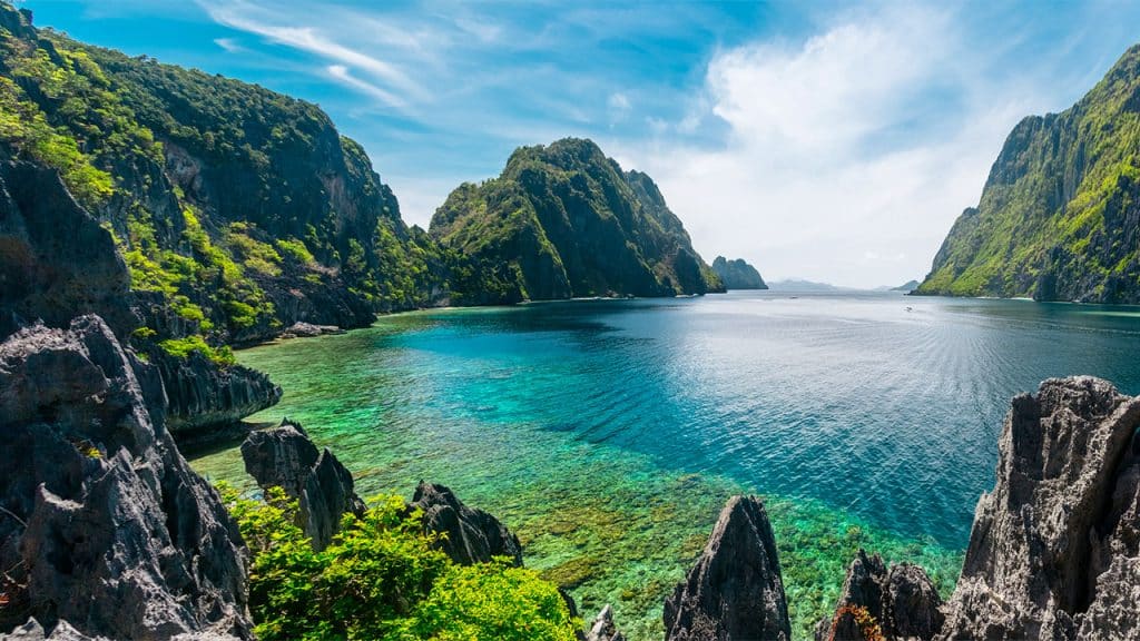 Philippines Accept Tourists