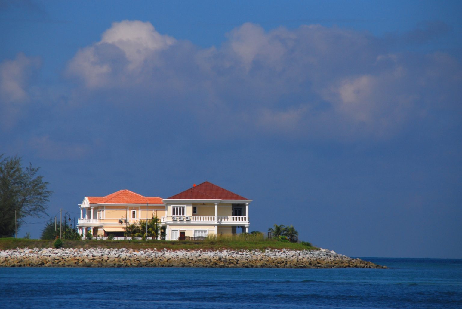 What to Do When Staying at a Beach House