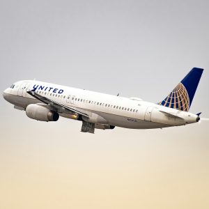 United requests pilots to take unpaid time off
