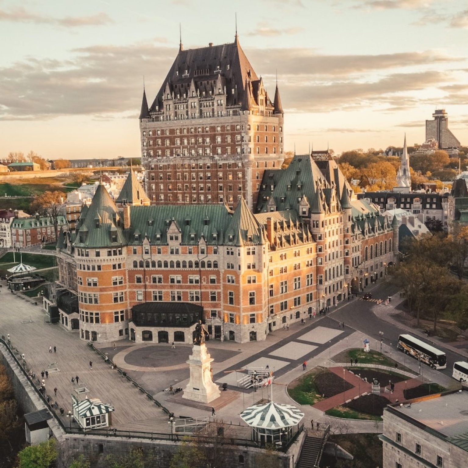 Snow, Stories & Sailing North