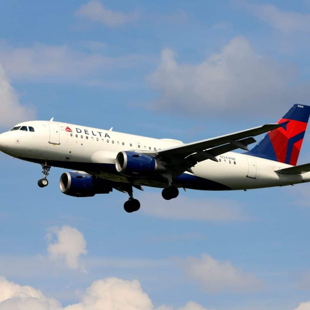 Delta flight diverted after suspected smoking at lavatory